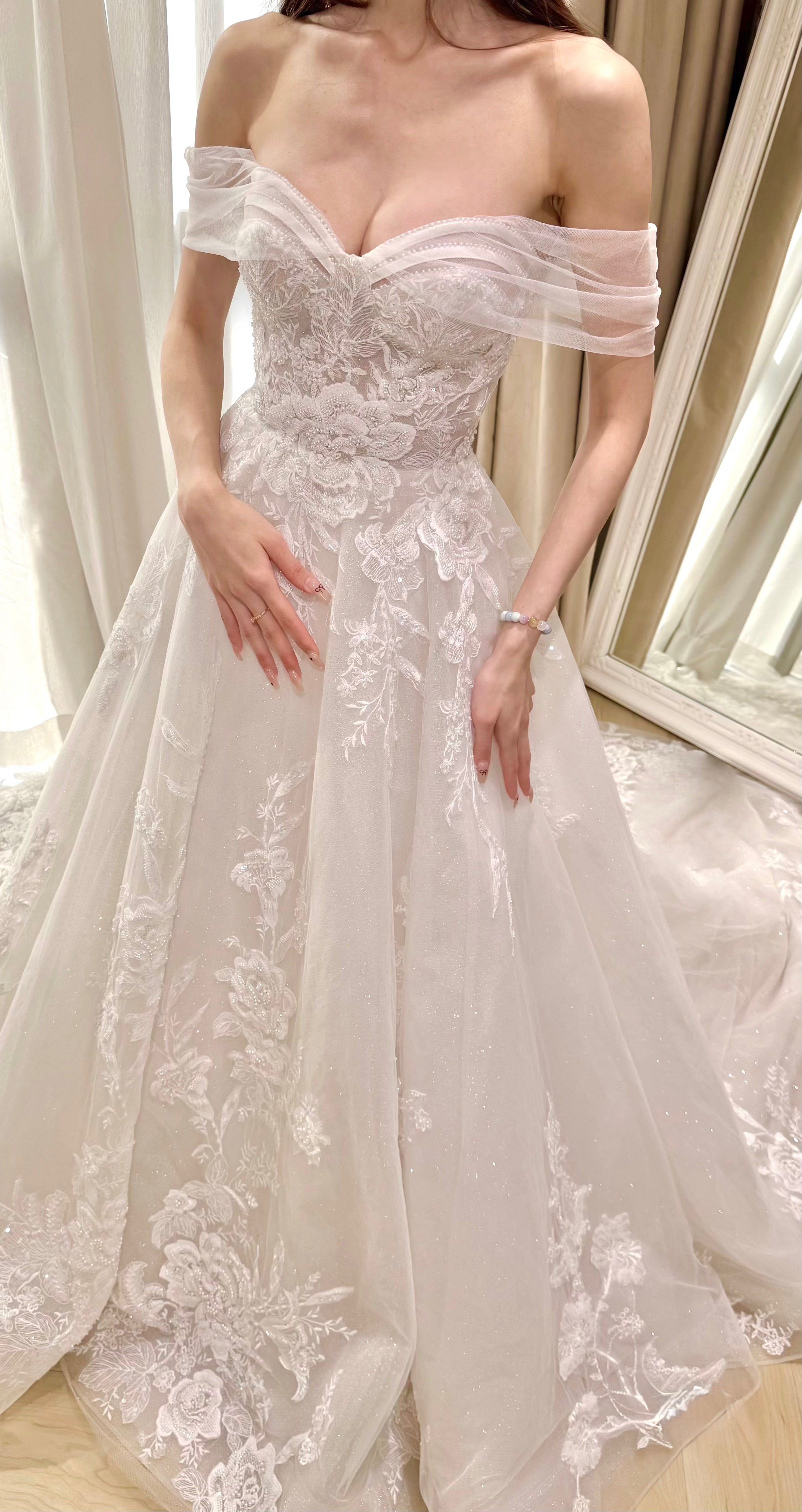 Sweetheart Neckline Embroidered Tulle Bridal Gown with Removable Straps and Long Sleeves