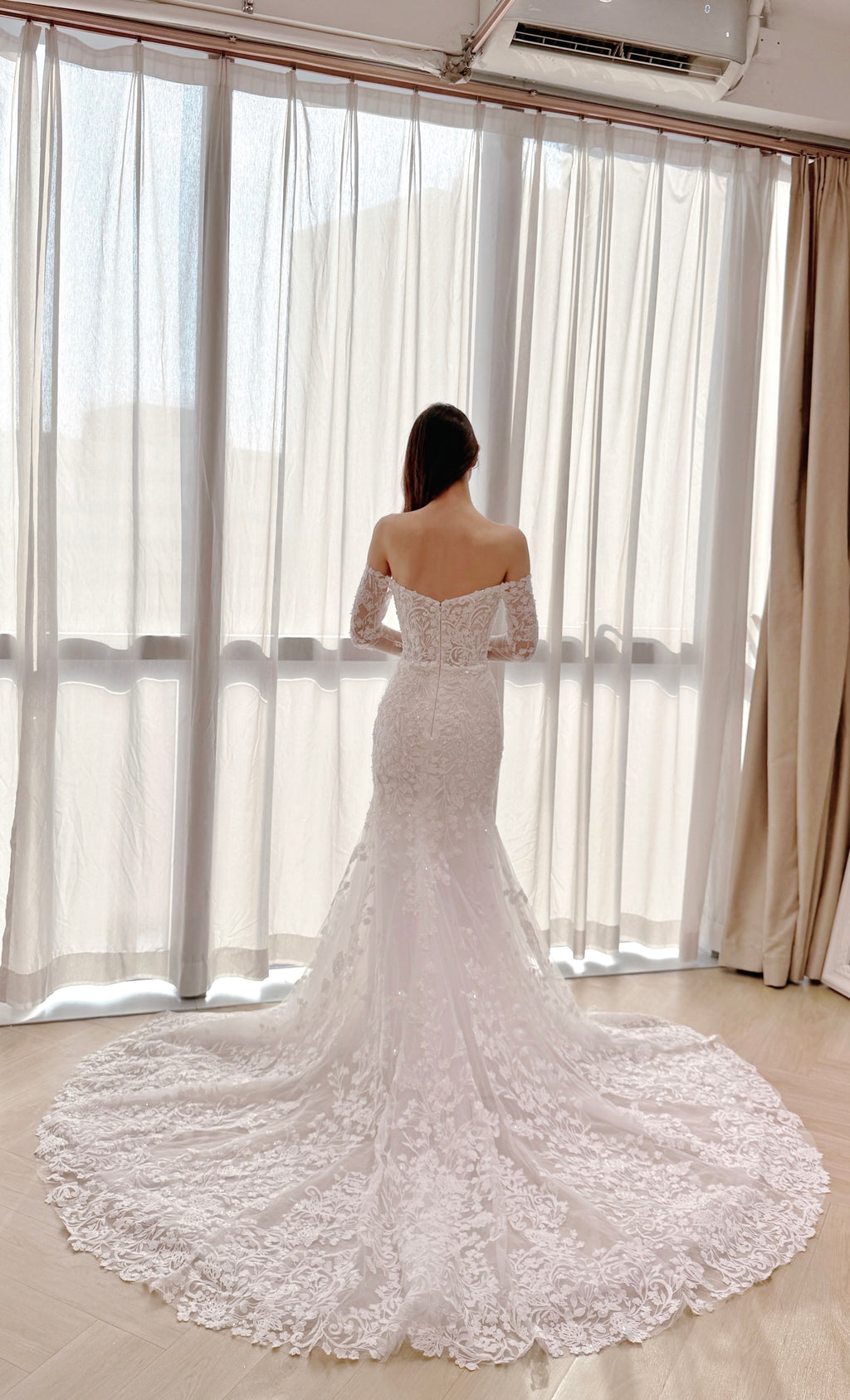 Off-the-Shoulder Lace Long Sleeve Mermaid Wedding Dress