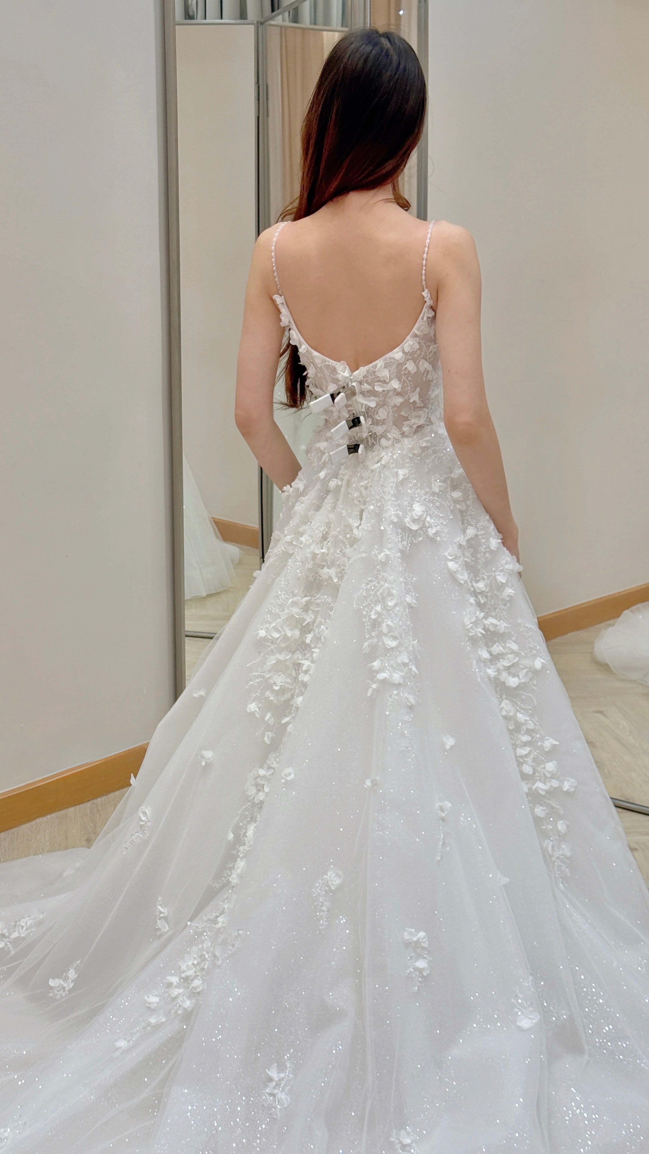 Spaghetti Strap 3D Floral Appliqué Ball Gown Wedding Dress