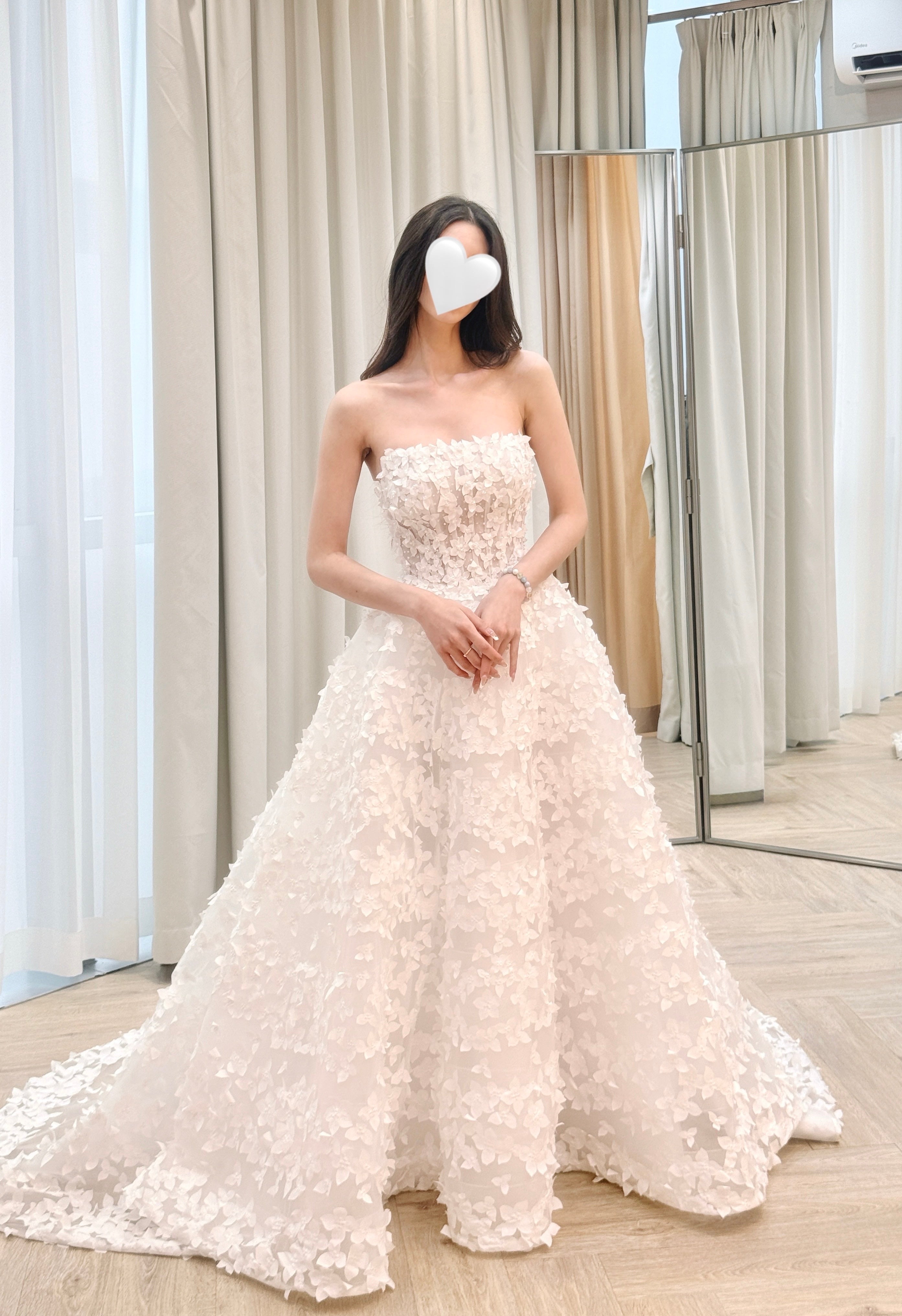 Strapless 3D Floral Appliqué Ball Gown Wedding Dress