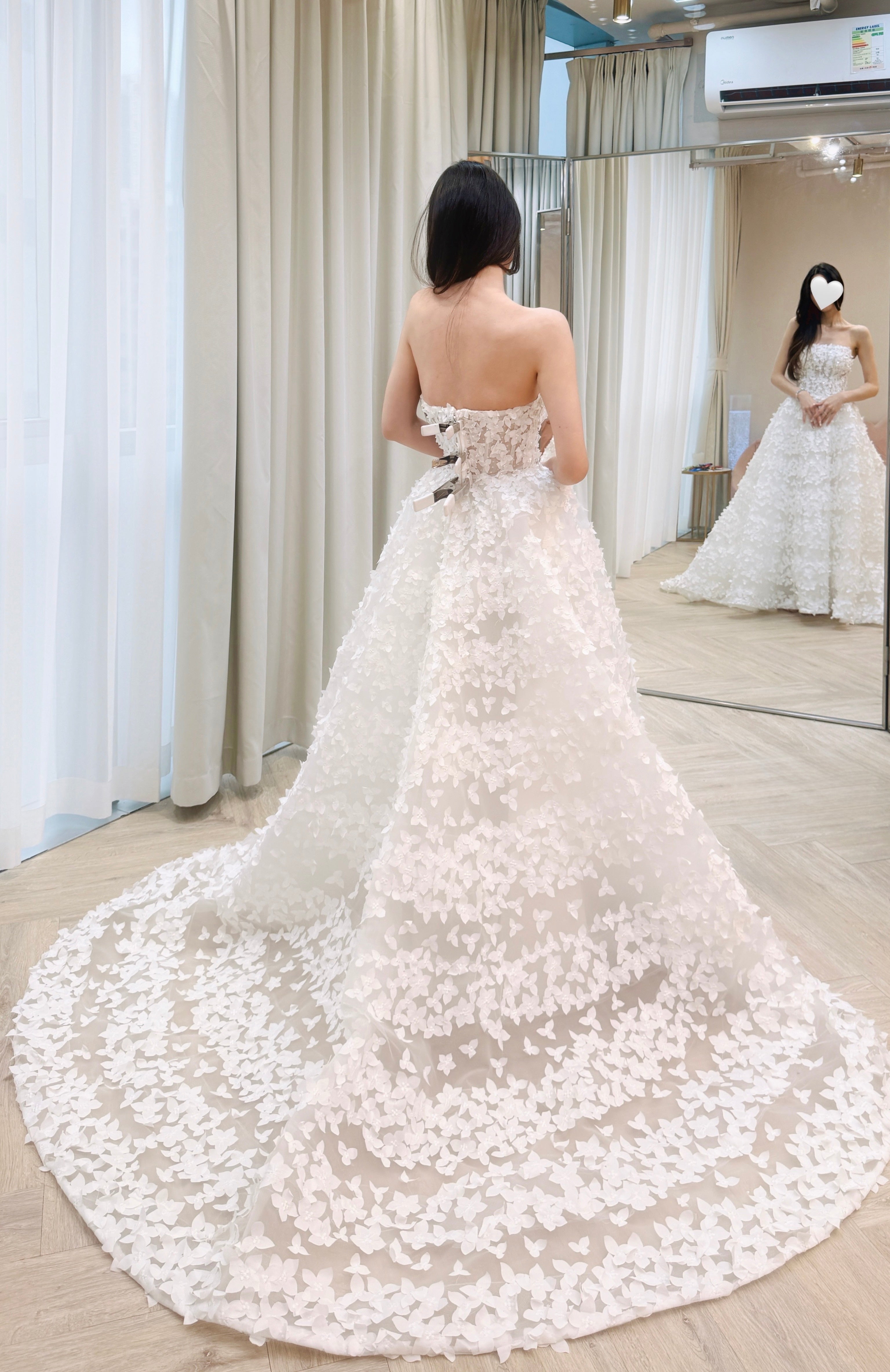 Strapless 3D Floral Appliqué Ball Gown Wedding Dress