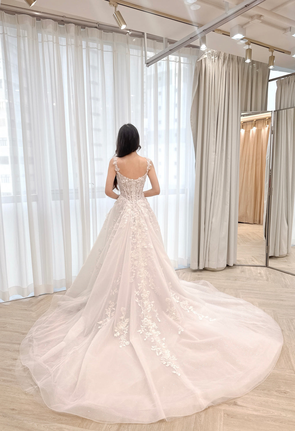 Two-way Embellished Corset Ball Gown Wedding Dress